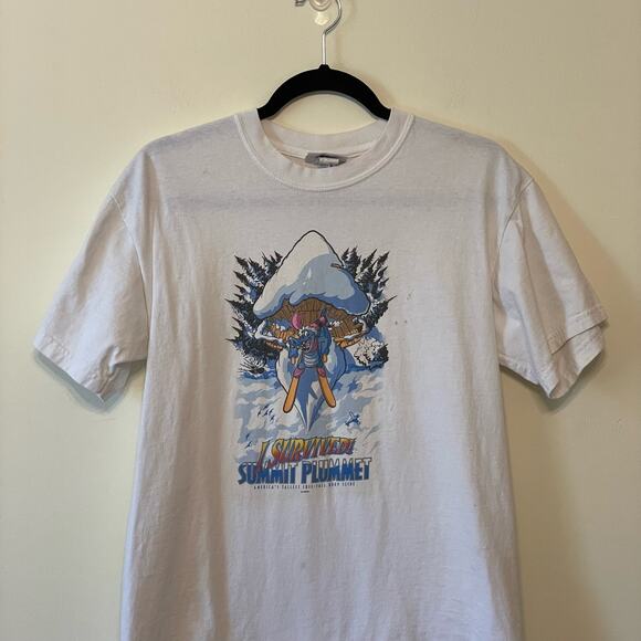 Y2K Disney S short sleeve t-shirt I Survived Summit Planet VINTAGE cotton white - Picture 2 of 9